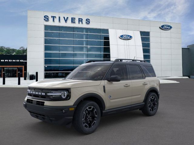 2024 Ford Bronco Sport Outer Banks 2