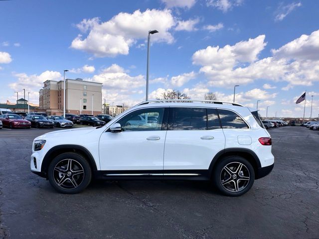 New 2026 White Mercedes-Benz GLB 250 image 6