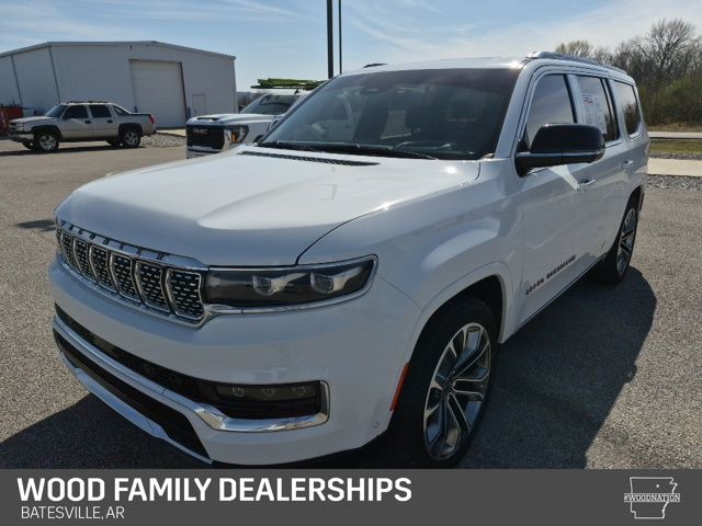 2023 Jeep Grand Wagoneer Series III 4WD