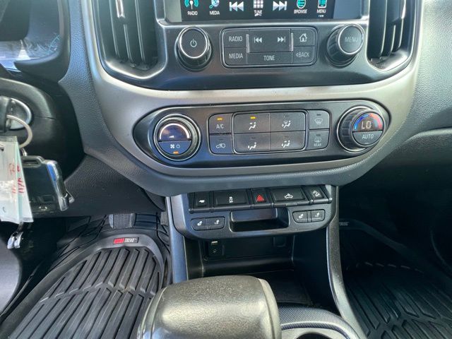 2016 Chevrolet Colorado Z71 photo