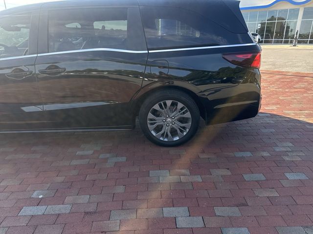 Used 2025 Honda Odyssey Van