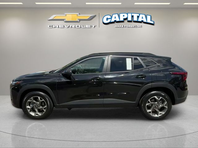 Used 2025 Black Chevrolet LT image 2