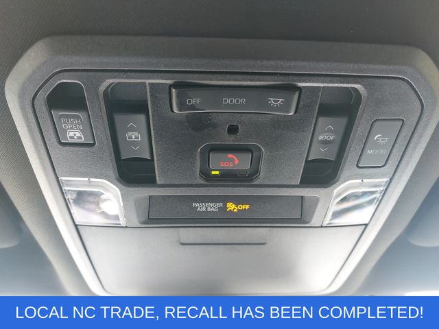 Used 2022 Black Toyota Platinum image 26
