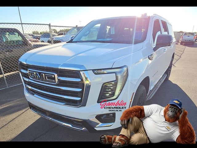 Summit White 2025 GMC Yukon XL SUV / Crossover Four-Wheel Drive