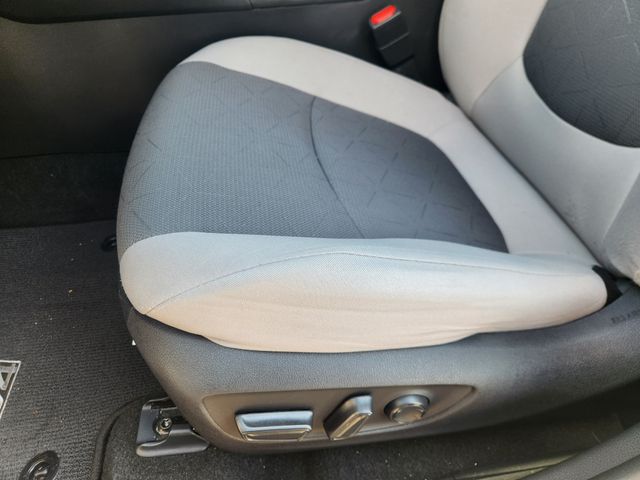 2023 Toyota RAV4 XLE Silver at Community Honda