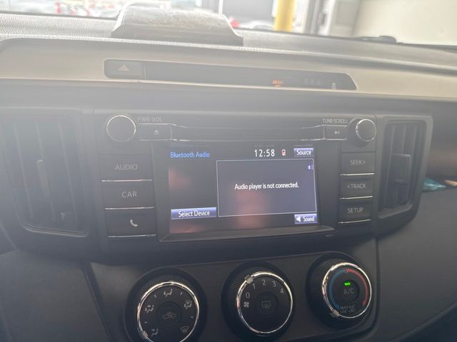 2018 Toyota RAV4 LE Silver at Baytown Hyundai