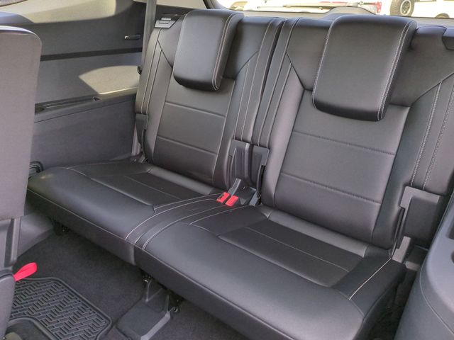 Used 2021 Silver Volkswagen 3.6L V6 SE w/Technology image 22
