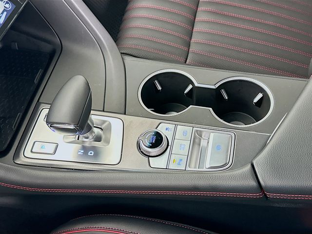 Thumbnail: 2025 Genesis G70 - 17