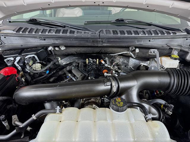 2024 Ceramic Pearl Metallic Tri-Coat Lincoln Navigator Premiere 4X4 SUV