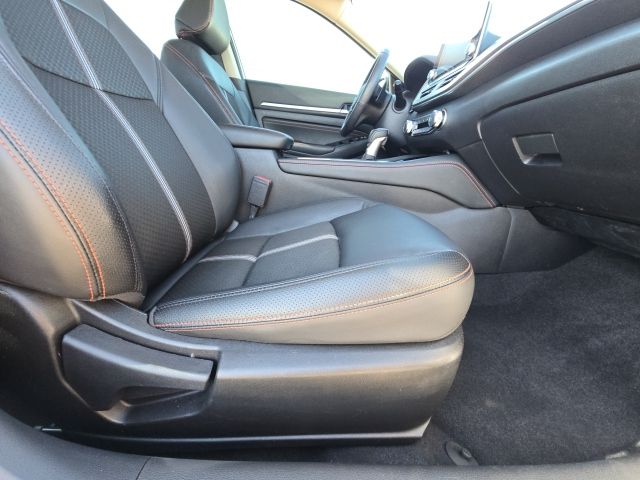 2023 Nissan Altima 2.5 SR:B02252