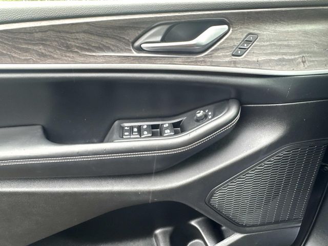 2023 Jeep Grand Cherokee L - Image 23