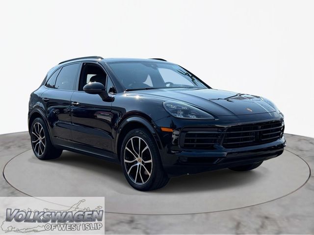 Jet Black Metallic 2022 Porsche Cayenne SUV / Crossover All-Wheel Drive 8-Speed Automatic