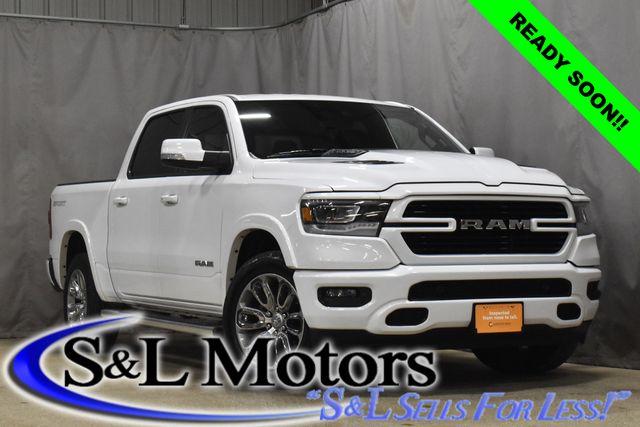 2022 RAM 1500 Laramie Crew Cab 4WD