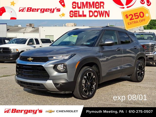 Gray (Satin Steel Metallic) 2022 Chevrolet Trailblazer SUV / Crossover Four-Wheel Drive 9-Speed Automatic