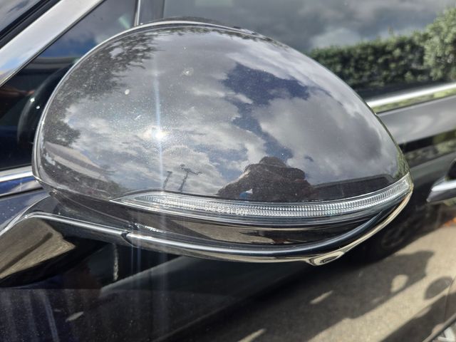2025 Genesis Gv70 - $42,899