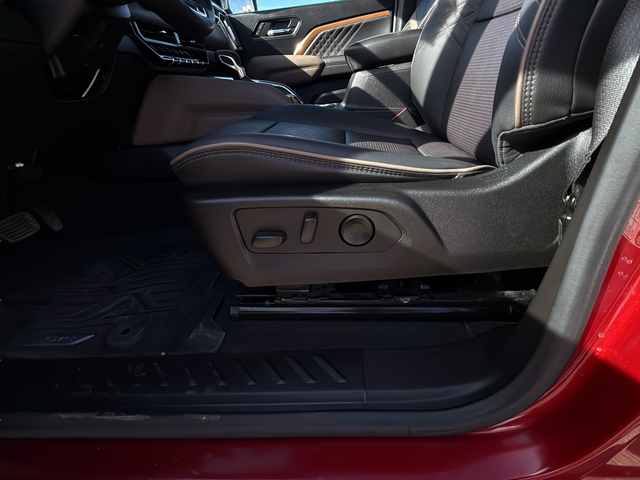 used 2024 GMC Canyon car, priced at $44,818