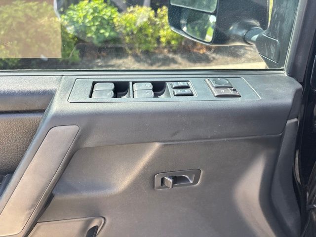 Used 2011 Black Nissan SL image 17