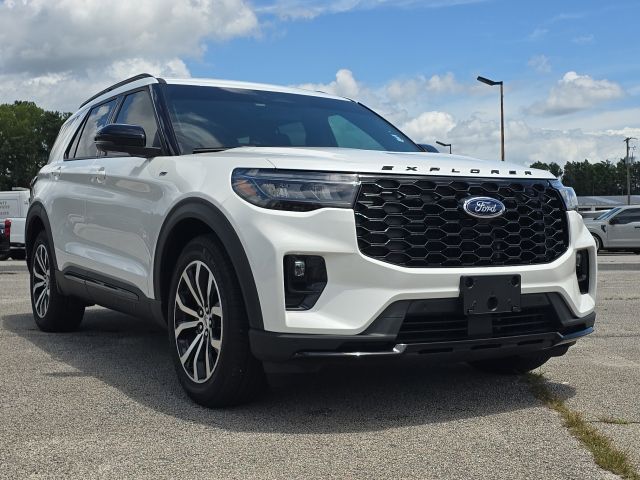 2026 Ford Explorer ST-Line:L168199A