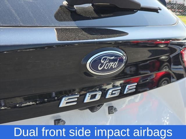 2022 Ford Edge SEL 16