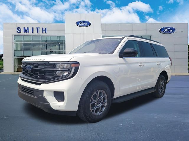 Oxford White 2025 Ford Expedition SUV / Crossover 4X2 Automatic