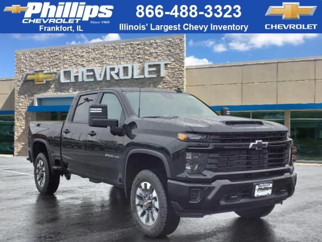 2024 Chevrolet Silverado 2500HD Custom Crew Cab 4WD