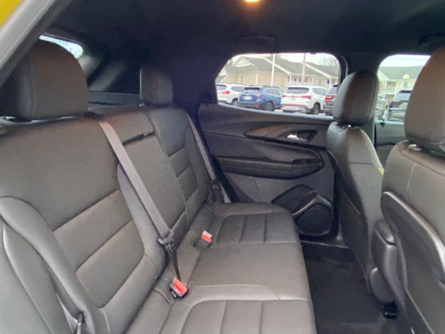 used 2025 Chevrolet TrailBlazer car, priced at $28,462