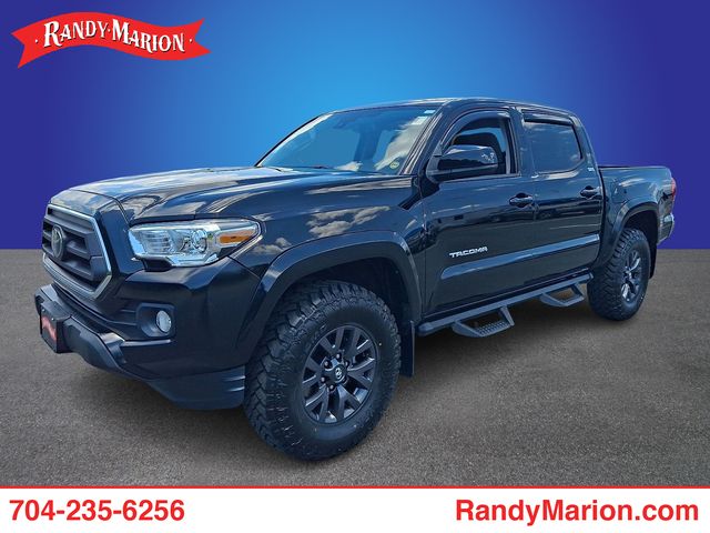 Midnight Black Metallic 2022 Toyota Tacoma Pickup Truck Four-Wheel Drive 6-Speed Automatic