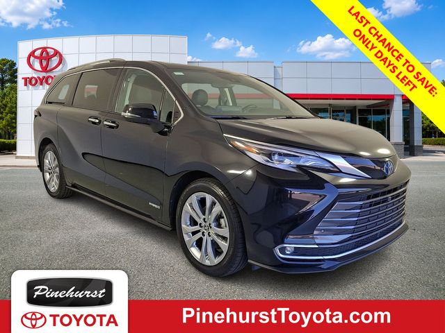 Black 2021 Toyota Sienna Platinum 7-Passenger FWD Minivan Front-Wheel Drive Continuously Variable Transmission