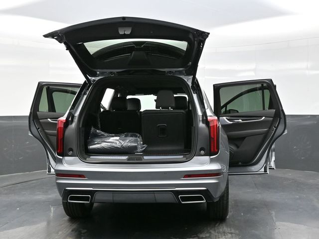 2025 Cadillac XT6 Premium Luxury photo