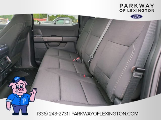 Used 2023 Agate Black Metallic Ford XLT image 28