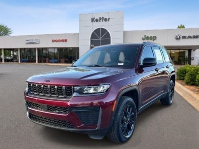 2026 Jeep Grand Cherokee Laredo