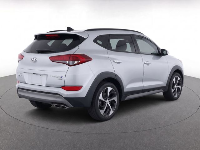 Used 2018 Silver Hyundai Limited image 5