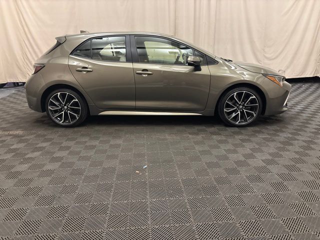 2019 Toyota Corolla Hatchback XSE - Image 4
