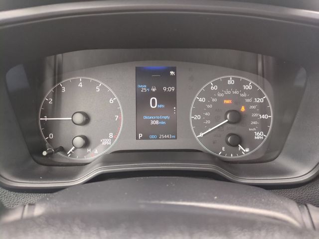 2025 Toyota Corolla LE - Photo 10