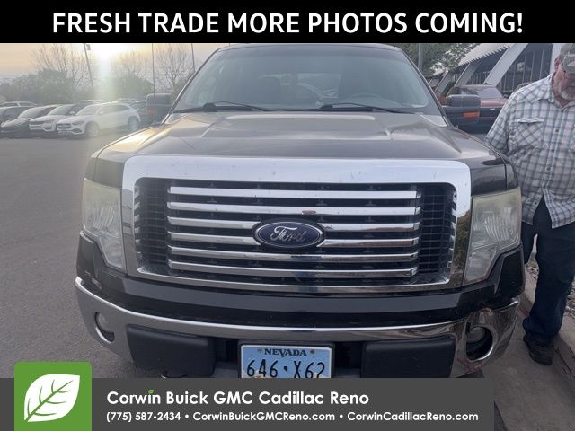 Tuxedo Black 2010 Ford F-150 XLT SuperCrew 4WD Pickup Truck Four-Wheel Drive 6-Speed Automatic