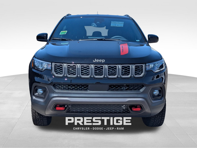 2025 Jeep Compass Trailhawk 2