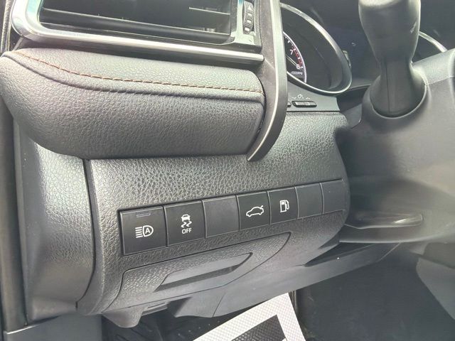 Used 2018 Blue Toyota XLE image 29