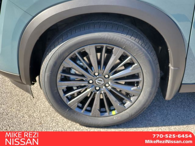 View vehicle photo 7