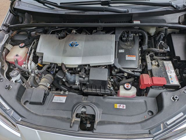 2019 Toyota Prius LE AWD-e photo