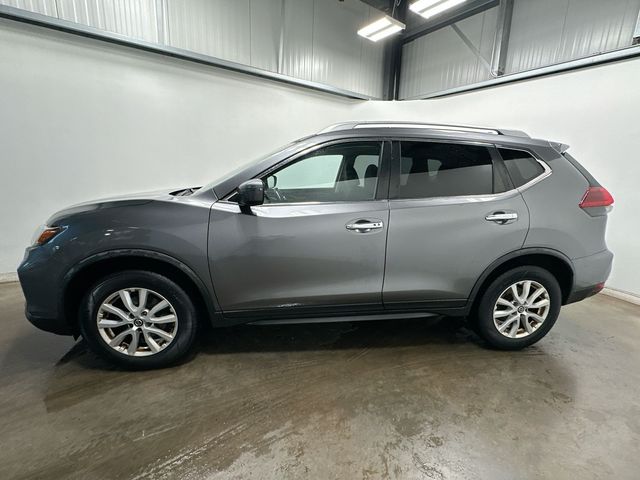 2018 Nissan Rogue SV - 1