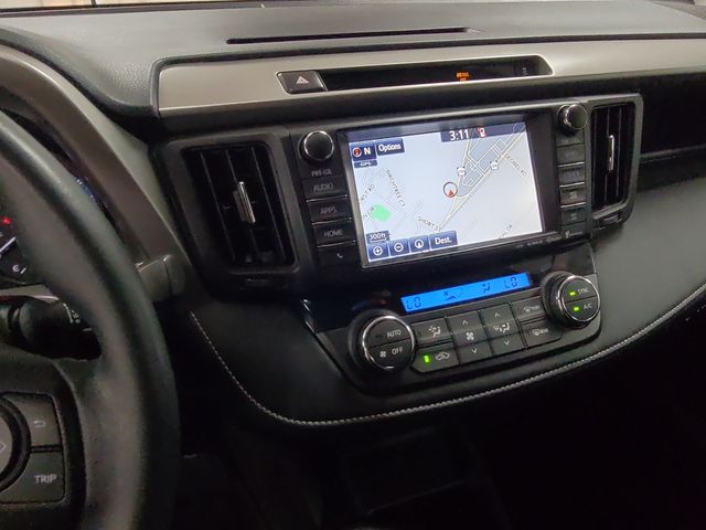 2016 – Toyota – RAV4