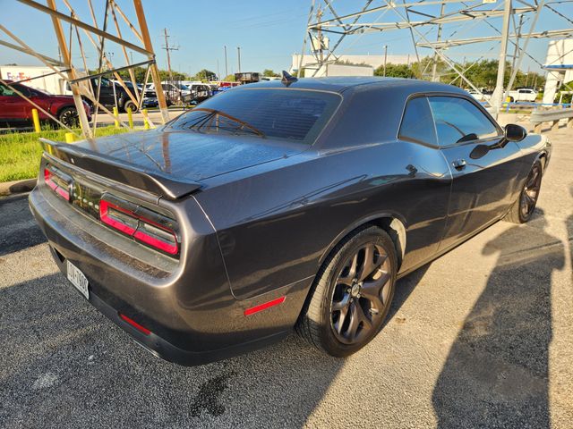 2018 Dodge Challenger SXT - 3
