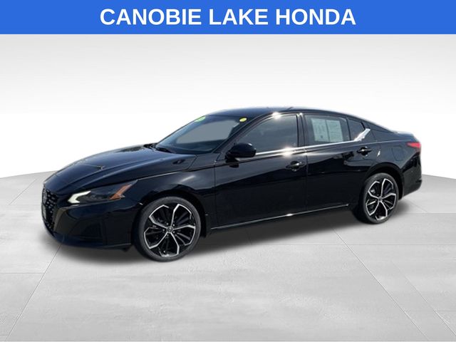 Used 2023 Nissan Altima Sedan