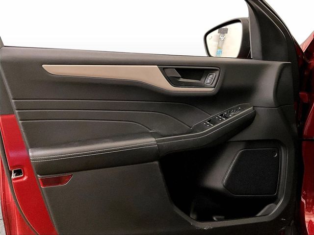 2022 Ford Escape SE Red at Auto Express Mitsubishi