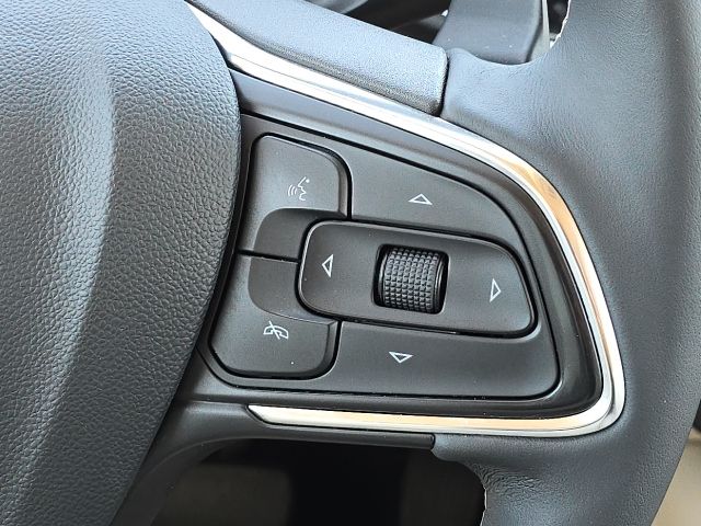 2021 Buick Envision Essence:45784A