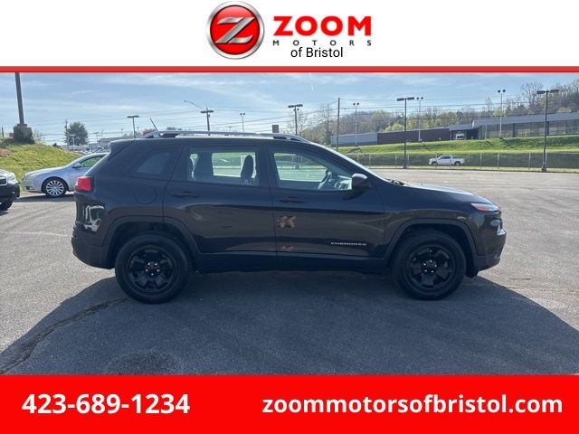 Brilliant Black Crystal Pearlcoat 2014 Jeep Cherokee Sport 4WD SUV / Crossover Four-Wheel Drive 9-Speed Automatic
