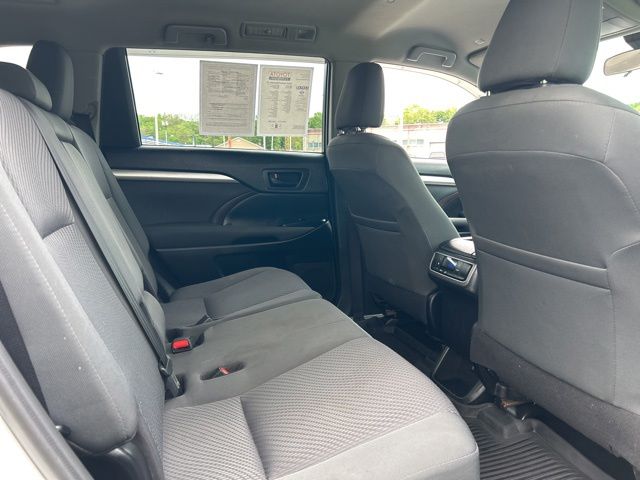 used 2019 Toyota Highlander car, priced at $23,999
