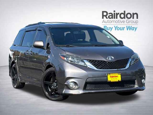 Predawn Gray Mica 2015 Toyota Sienna Minivan Front-Wheel Drive 6-Speed Automatic Overdrive