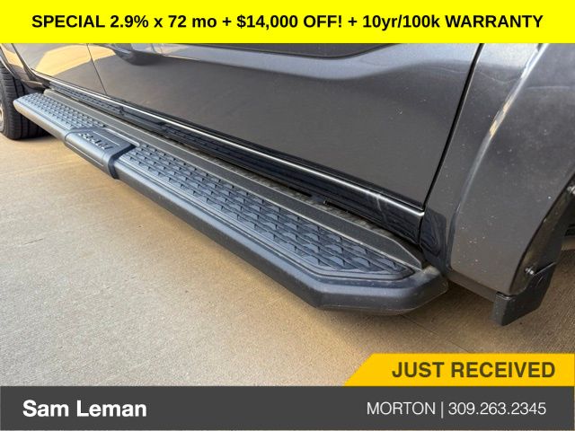 View vehicle photo 5