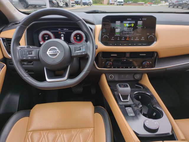 Used 2021 White Nissan Platinum image 30